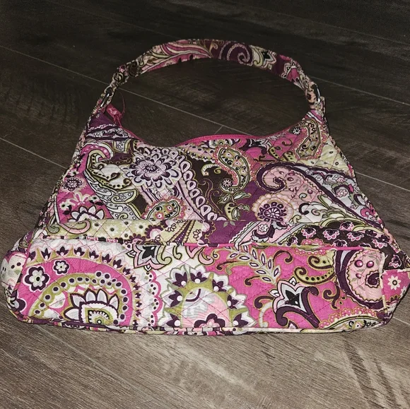 Vera Bradley "Very Berry Paisley" Lisa B Hobo Shoulder Bag *Retired Pattern - Picture 4 of 6
